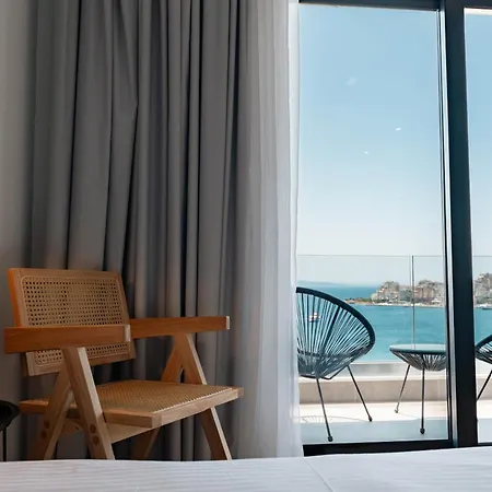 Kanes Boutique Hotel 3*