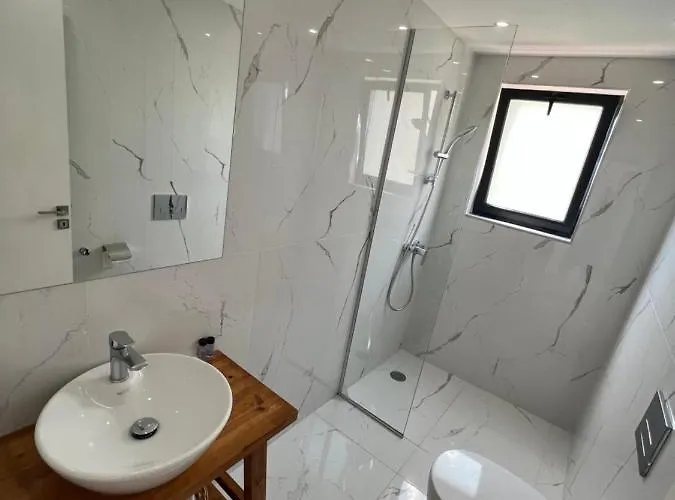 Kanes Boutique Hotel 3*