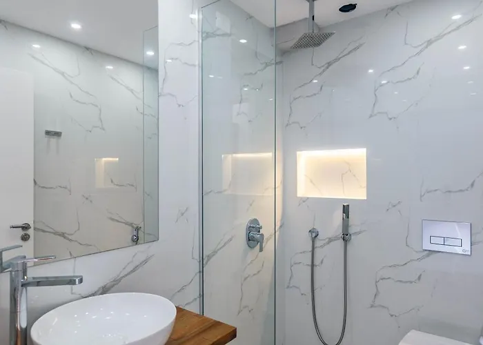 Kanes Boutique Hotel 3*