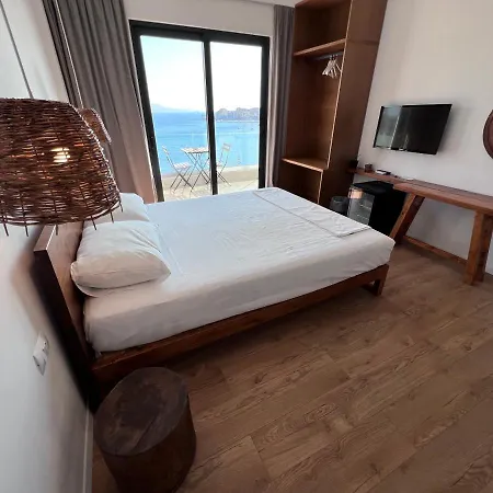 Kanes Bohemian Boutique Hotel 3*