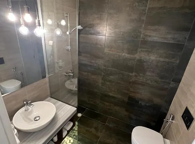 Hotel Kanes Boutique 3*