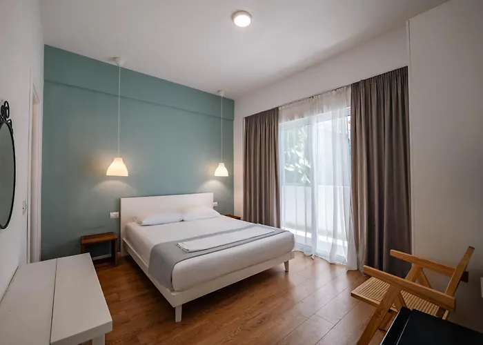 Kanes Boutique Hotel 3*